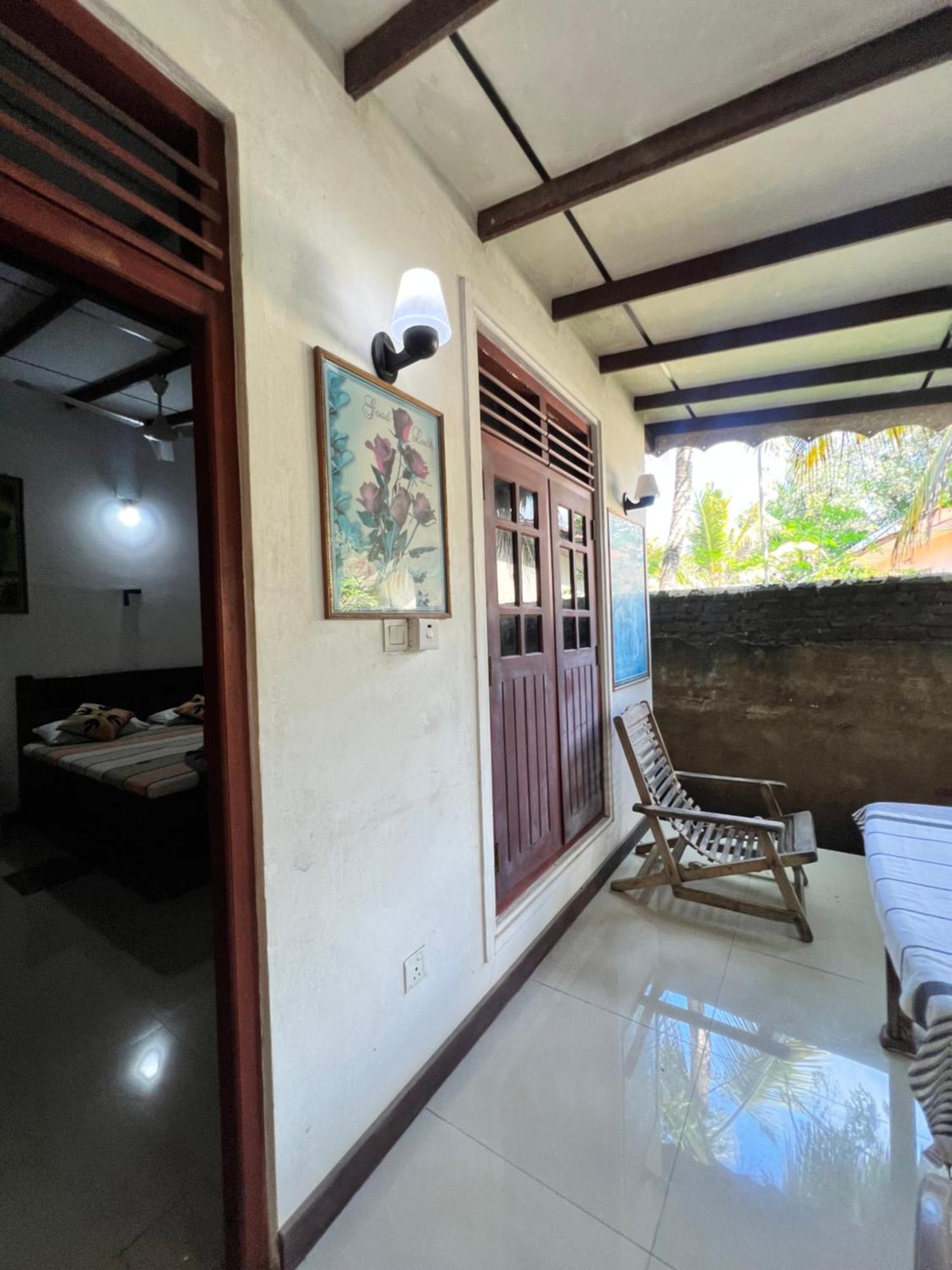 Sylvester Villa Hostel Negombo Exterior photo
